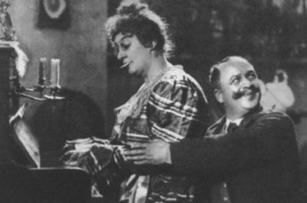 Фаина Раневская. «Человек в футляре». 1939 год.