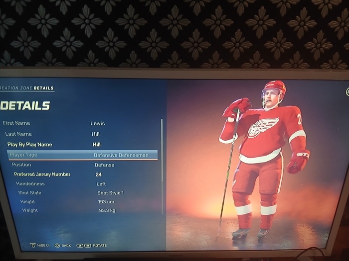 По какому принципу в NHL от EA Sports идёт развитие твоего хоккеиста?