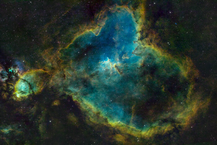 IC1805 туманность сердце в созвездии Кассиопея