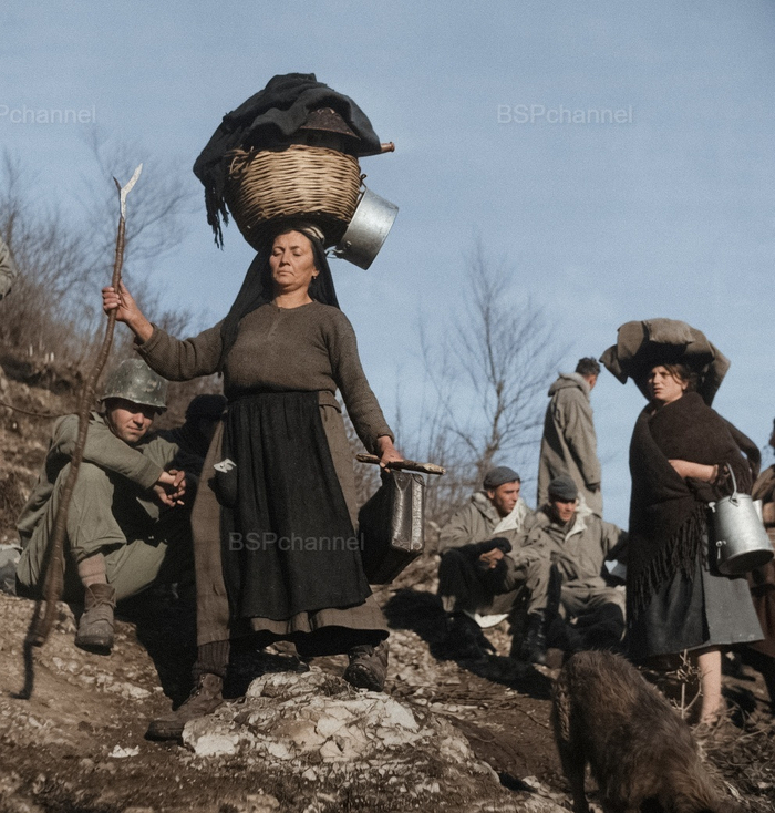 Фотограф: Роберт Капа