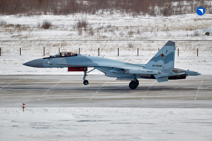 Фото: <!--noindex--><a href="https://pikabu.ru/story/otvet_na_post_vozdushnyiy_kulak_polnaya_yeskadrilya_su34_odnovremenno_nanosila_udaryi_po_kramatorsku_i_dnepru_14311467?u=http%3A%2F%2Fuacrussia.ru&t=uacrussia.ru&h=0829eea3d93facc37291797c4471e819127b824c" title="http://uacrussia.ru" target="_blank" rel="nofollow noopener">uacrussia.ru</a><!--/noindex-->