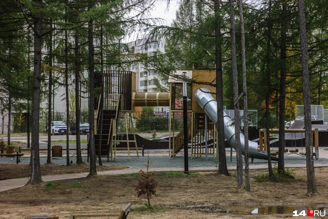 ��������: ������ ������� / <!--noindex--><a href="https://pikabu.ru/story/sdelali_park_dostoynyiy_moskvyi_ili_ukrali_millionyi_smotrite_kak_vyiglyadyat_150_millionov_v_gorode_yakutii_14315153?u=http%3A%2F%2F14.RU&t=14.RU&h=81a77b2ef08a2c923f7f3c89f8ce847800675b3e" title="http://14.RU" target="_blank" rel="nofollow noopener">14.RU</a><!--/noindex-->