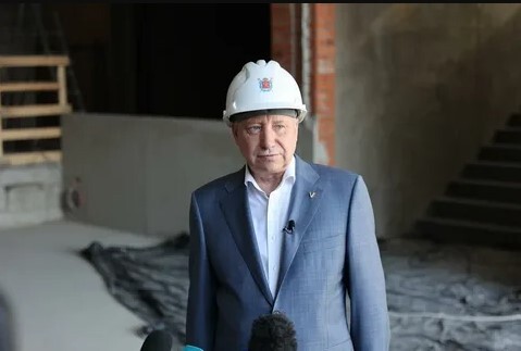 Беглов напомнил москвичам о действующем с начала XVIII века запрете строить каменные дома