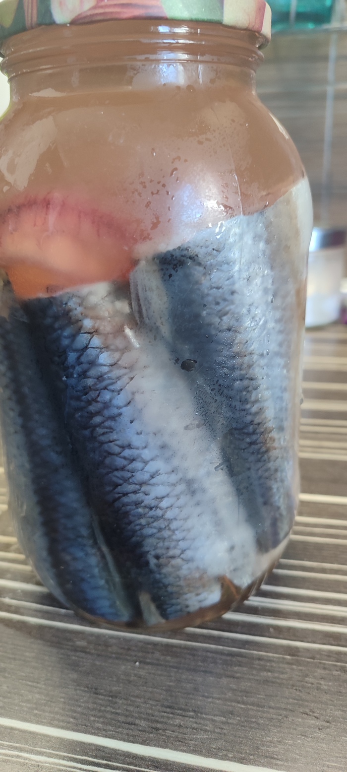 Селёдка слабосоленая