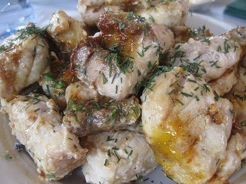 Рыба тушеная в сметане