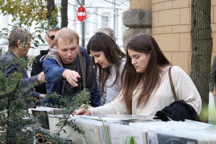 Владивосток, еженедельная встреча меломанов