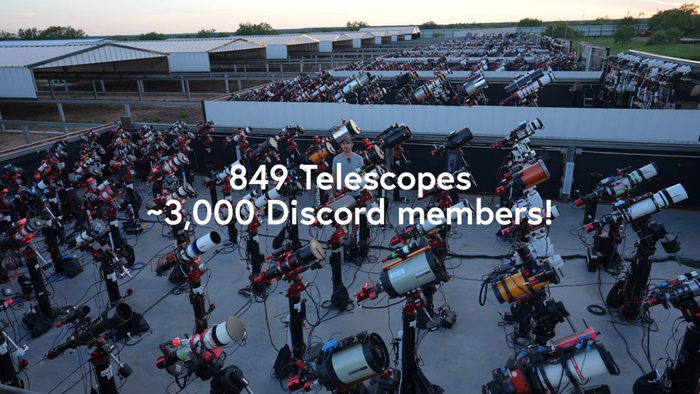 849 ���������� ��� 3000 ��������� ������������� � Discord