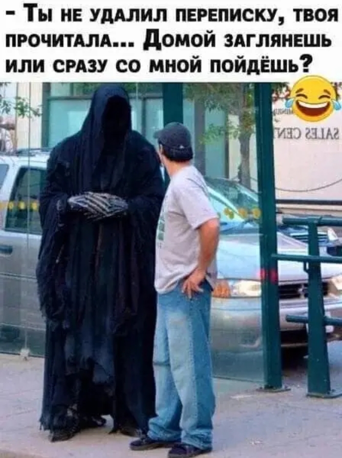 � ��